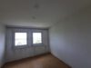 4 helle Wohnräume mit Balkon! Sie renovieren und sparen für einen Monat die Kaltmiete - Schlafzimmer 1
